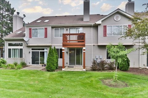Tiny photo for 202 Sierra Pass Drive, Schaumburg, IL 60194 (MLS # 12600718)