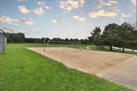 Tiny photo for 202 Sierra Pass Drive, Schaumburg, IL 60194 (MLS # 12600718)