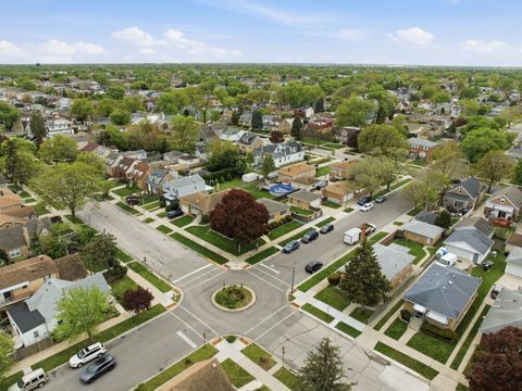 Tiny photo for 7235 W Barry Avenue, Chicago, IL 60707 (MLS # 12634778)