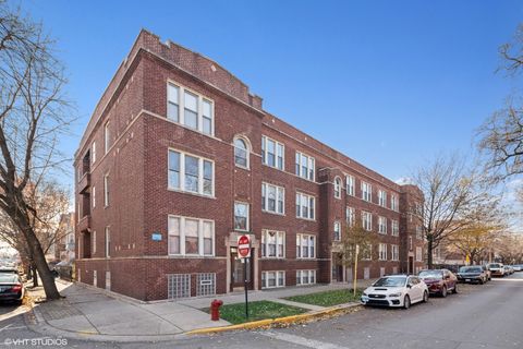 2005 W Warner Avenue 1 Chicago IL 60618