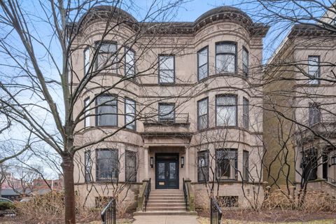 Tiny photo for 5701 S Kenwood Avenue #2, Chicago, IL 60637 (MLS # 12591217)