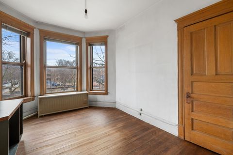 Tiny photo for 5701 S Kenwood Avenue #2, Chicago, IL 60637 (MLS # 12591217)