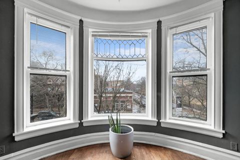 Tiny photo for 5701 S Kenwood Avenue #2, Chicago, IL 60637 (MLS # 12591217)