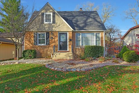 Photo of 120 S Rohlwing Road, Palatine, IL 60074 (MLS # 12517840)