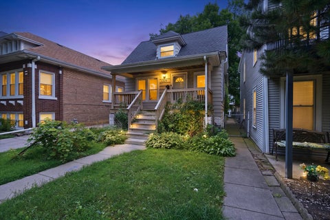 Photo of 1329 MAPLE Avenue, Berwyn, IL 60402 (MLS # 12747461)