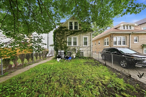 Tiny photo for 1329 MAPLE Avenue, Berwyn, IL 60402 (MLS # 12747461)