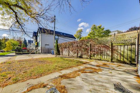 Tiny photo for 3835 W Montrose Avenue, Chicago, IL 60618 (MLS # 12528279)