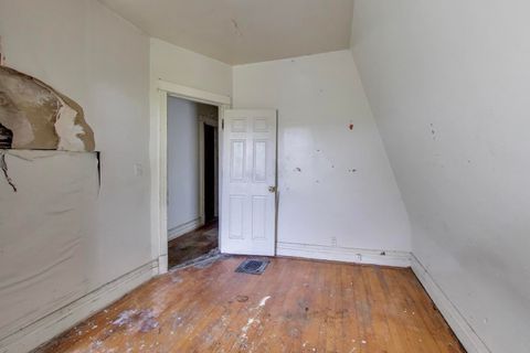 Tiny photo for 3835 W Montrose Avenue, Chicago, IL 60618 (MLS # 12528279)