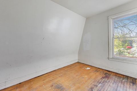 Tiny photo for 3835 W Montrose Avenue, Chicago, IL 60618 (MLS # 12528279)