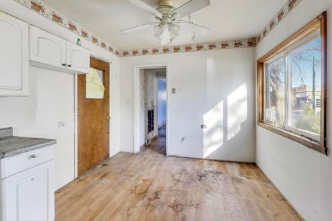 Tiny photo for 3835 W Montrose Avenue, Chicago, IL 60618 (MLS # 12528279)