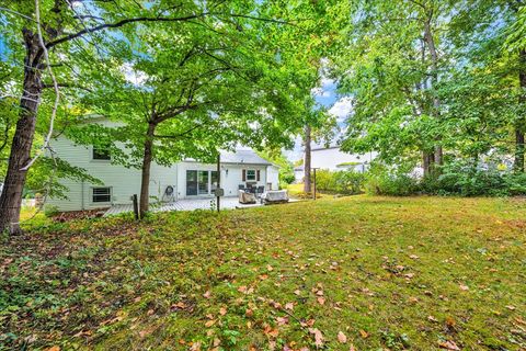 Tiny photo for 2216 Woodhavens Drive, Bloomington, IL 61701 (MLS # 12477656)