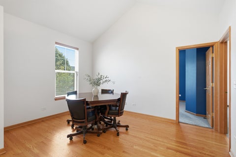 Tiny photo for 5560 Cambridge Way #1, Hanover Park, IL 60133 (MLS # 12718875)