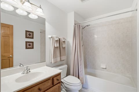 Tiny photo for 5560 Cambridge Way #1, Hanover Park, IL 60133 (MLS # 12718875)
