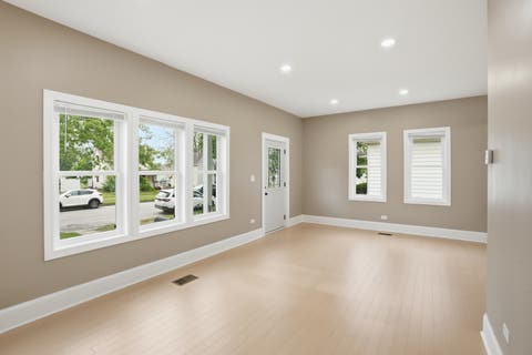 Tiny photo for 183 N Cleveland Avenue, Bradley, IL 60915 (MLS # 12716112)