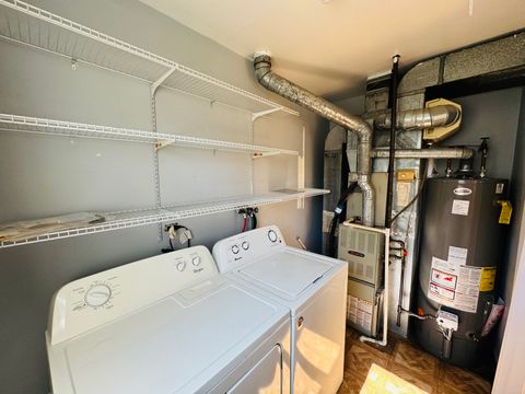 Tiny photo for 923 Daniels Court, Schaumburg, IL 60194 (MLS # 12586293)