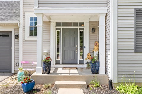 Tiny photo for 739 Bonaventure Drive, Oswego, IL 60543 (MLS # 12730637)