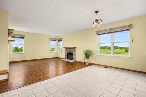 Tiny photo for 739 Bonaventure Drive, Oswego, IL 60543 (MLS # 12730637)