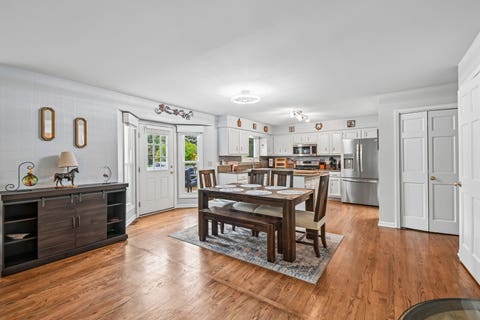 Tiny photo for 5N630 Leslie Court, St. Charles, IL 60175 (MLS # 12673285)