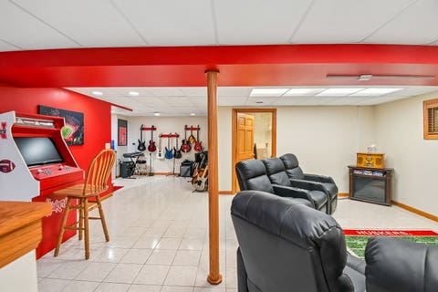 Tiny photo for 5N630 Leslie Court, St. Charles, IL 60175 (MLS # 12673285)