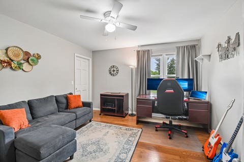 Tiny photo for 5N630 Leslie Court, St. Charles, IL 60175 (MLS # 12673285)