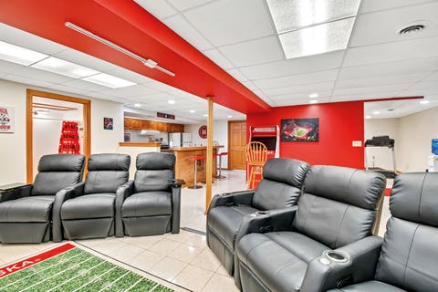 Tiny photo for 5N630 Leslie Court, St. Charles, IL 60175 (MLS # 12673285)