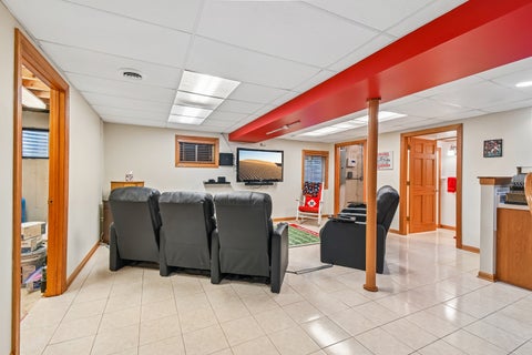 Tiny photo for 5N630 Leslie Court, St. Charles, IL 60175 (MLS # 12673285)
