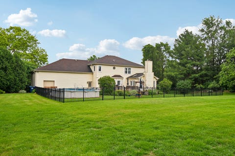Tiny photo for 5N630 Leslie Court, St. Charles, IL 60175 (MLS # 12673285)