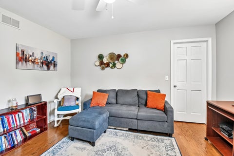 Tiny photo for 5N630 Leslie Court, St. Charles, IL 60175 (MLS # 12673285)