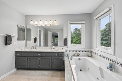 Tiny photo for 5N630 Leslie Court, St. Charles, IL 60175 (MLS # 12673285)