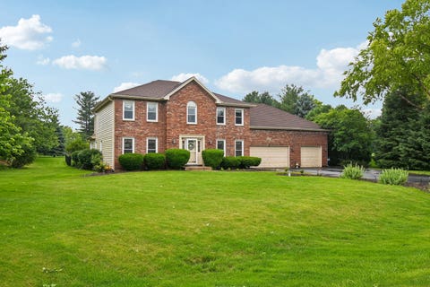 Tiny photo for 5N630 Leslie Court, St. Charles, IL 60175 (MLS # 12673285)