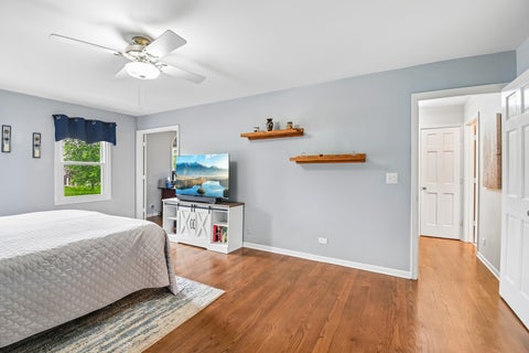 Tiny photo for 5N630 Leslie Court, St. Charles, IL 60175 (MLS # 12673285)