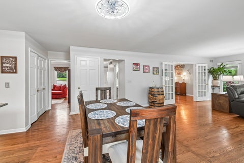 Tiny photo for 5N630 Leslie Court, St. Charles, IL 60175 (MLS # 12673285)
