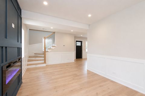 Tiny photo for 9316 Sayre Avenue, Oak Lawn, IL 60453 (MLS # 12693712)