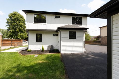 Tiny photo for 9316 Sayre Avenue, Oak Lawn, IL 60453 (MLS # 12693712)