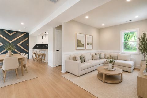 Tiny photo for 9316 Sayre Avenue, Oak Lawn, IL 60453 (MLS # 12693712)