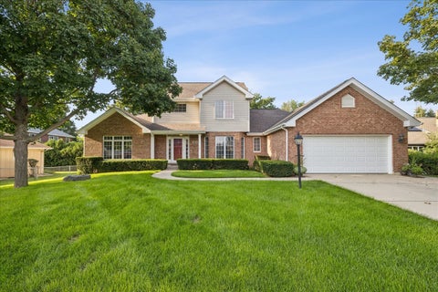 Photo of 3510 W Shepherd Hill Lane, McHenry, IL 60050 (MLS # 12730670)