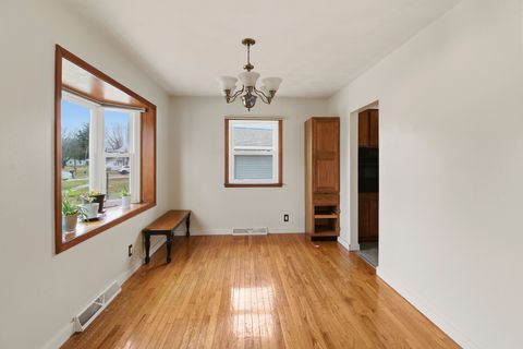 Tiny photo for 1015 Hollycrest Drive, Champaign, IL 61821 (MLS # 12544290)