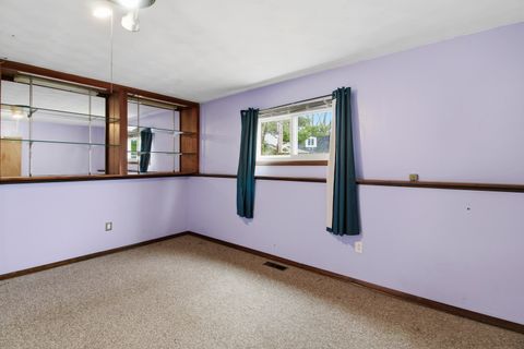 Tiny photo for 1015 Hollycrest Drive, Champaign, IL 61821 (MLS # 12544290)