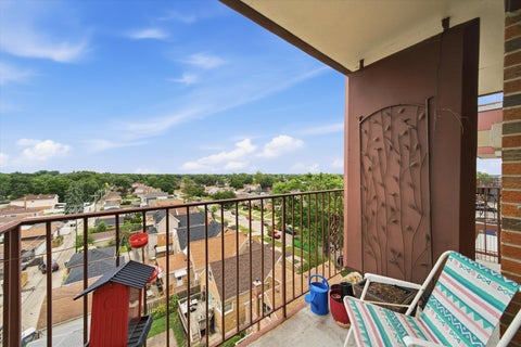 Tiny photo for 7830 W North Avenue #710, Elmwood Park, IL 60707 (MLS # 12747659)
