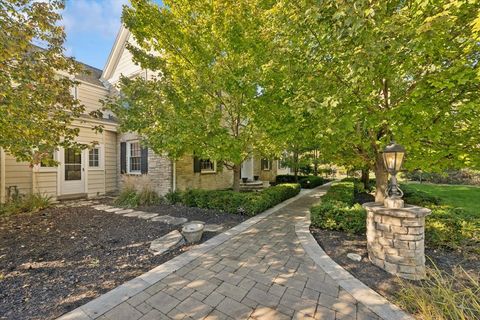 2122 Middlefork Road Northfield IL 60093