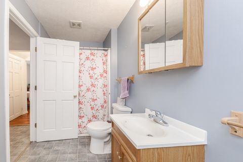 Tiny photo for 110 Lake Street, Bloomington, IL 61701 (MLS # 12520709)