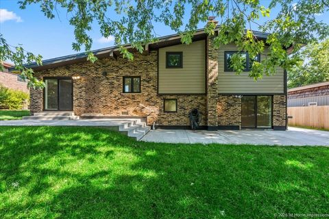 Tiny photo for 9039 Windsor Drive, Palos Hills, IL 60465 (MLS # 12711227)