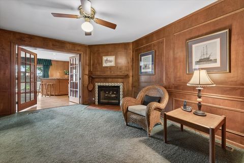Tiny photo for 1699 Harding Road, Northfield, IL 60093 (MLS # 12662940)