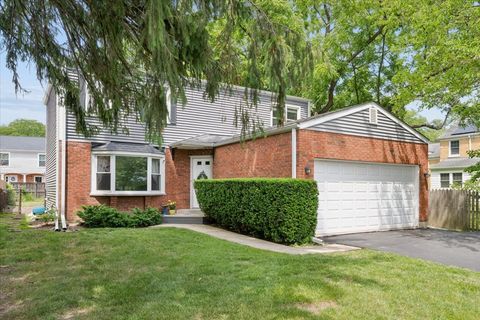 Photo of 1699 Harding Road, Northfield, IL 60093 (MLS # 12662940)