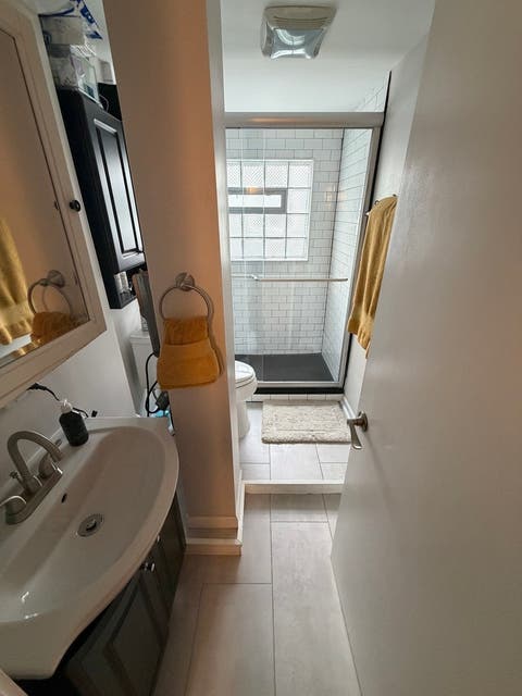 Tiny photo for 4921 W Catalpa Avenue, Chicago, IL 60630 (MLS # 12706847)