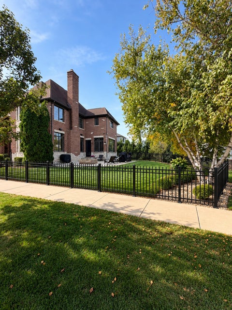 Tiny photo for 253 E Wilson Street, Elmhurst, IL 60126 (MLS # 12786440)