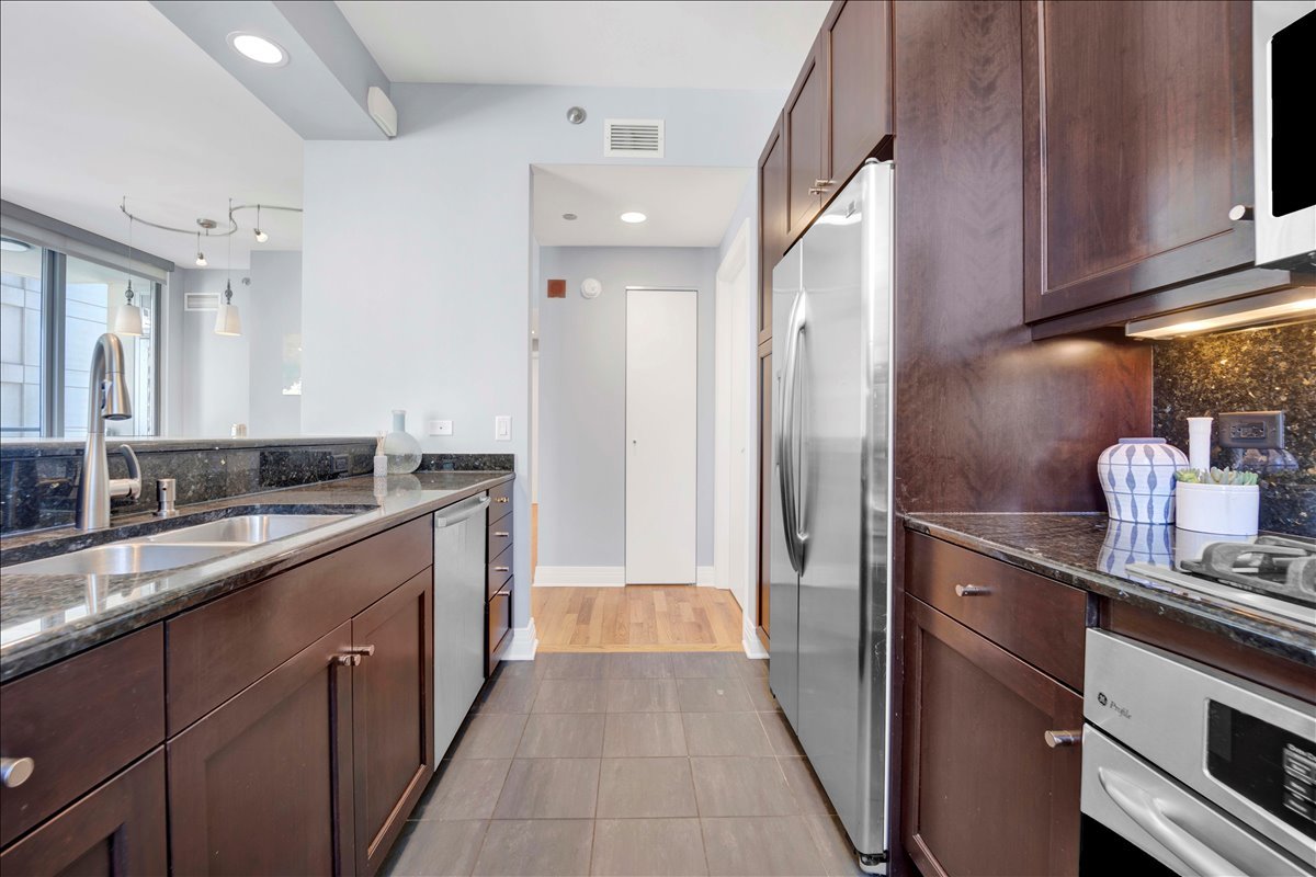 600 N Lake Shore Drive 2209