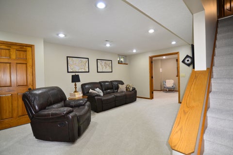 Tiny photo for 2062 Plum Tree Road, Bettendorf, IA 52722 (MLS # 12767001)