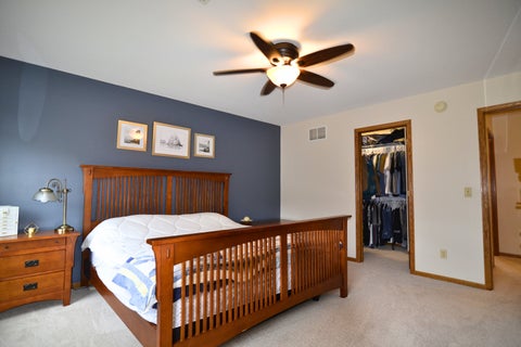 Tiny photo for 2062 Plum Tree Road, Bettendorf, IA 52722 (MLS # 12767001)