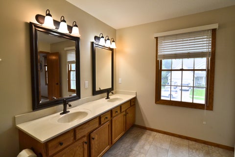 Tiny photo for 2062 Plum Tree Road, Bettendorf, IA 52722 (MLS # 12767001)